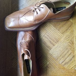 Mezlan genuine leather shoes,size 9 ,brown